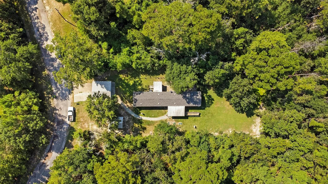 Photo of 375 Chestnut Bend