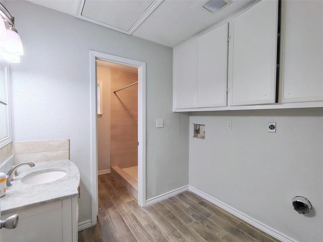 Photo of 25934 Pine Oak Drive