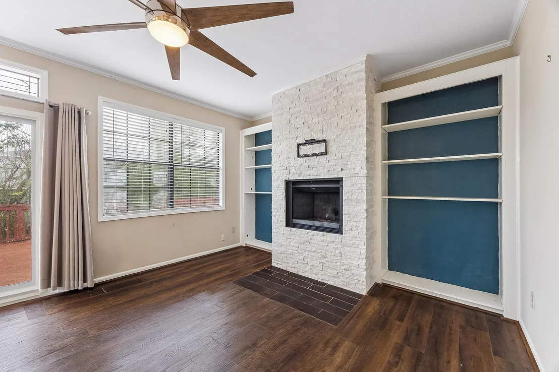 Photo of 2408 Intrepid Way