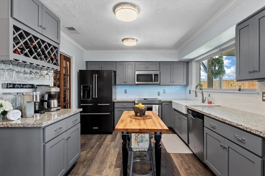 Photo of 8307 Parasol Lane
