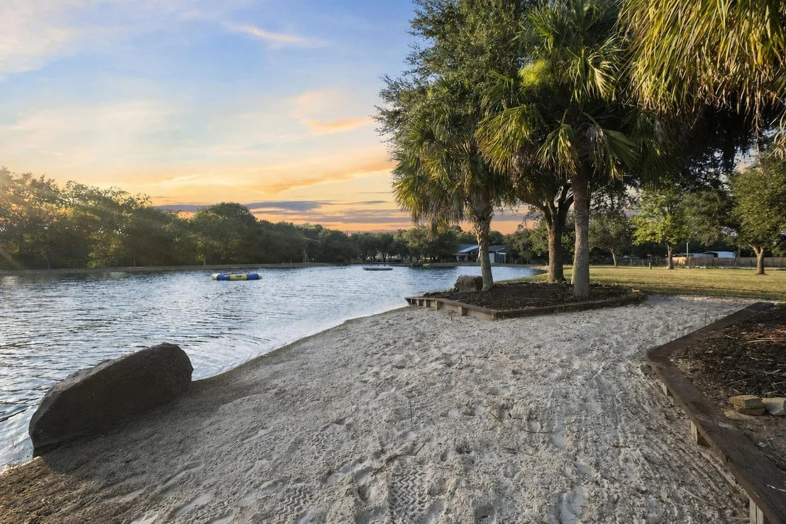 Photo of 13319 Colony Road