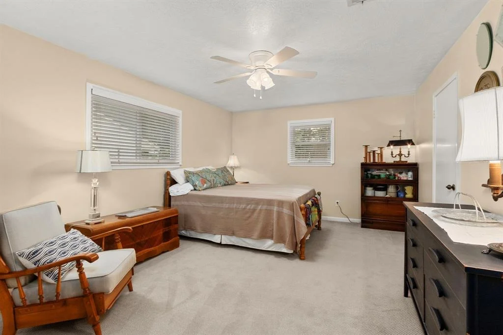 Photo of 15610 Ten Oaks Drive