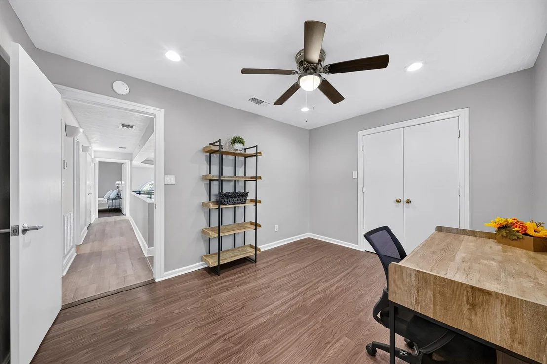 Photo of 1003 Villa Court Drive