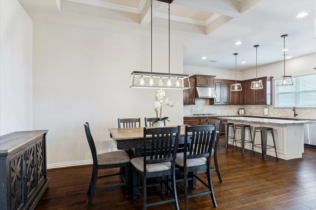 Photo of 7923 Stratford Hall Drive