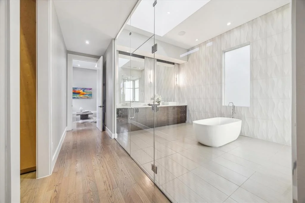 Photo of 4002 Chatham Lane