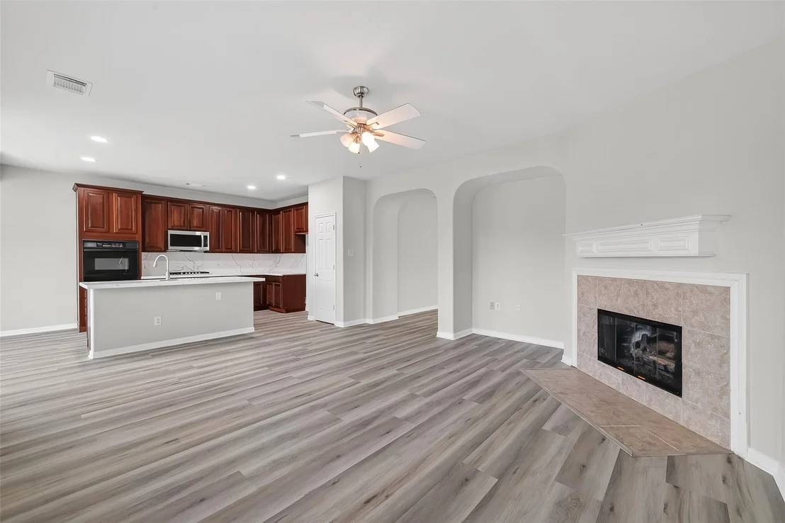 Photo of 3014 Crestbrook Bend Lane