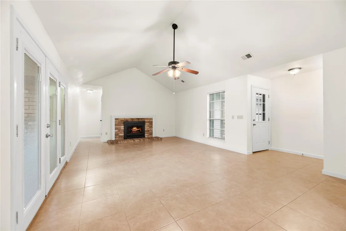 Photo of 18007 Brooknoll Drive