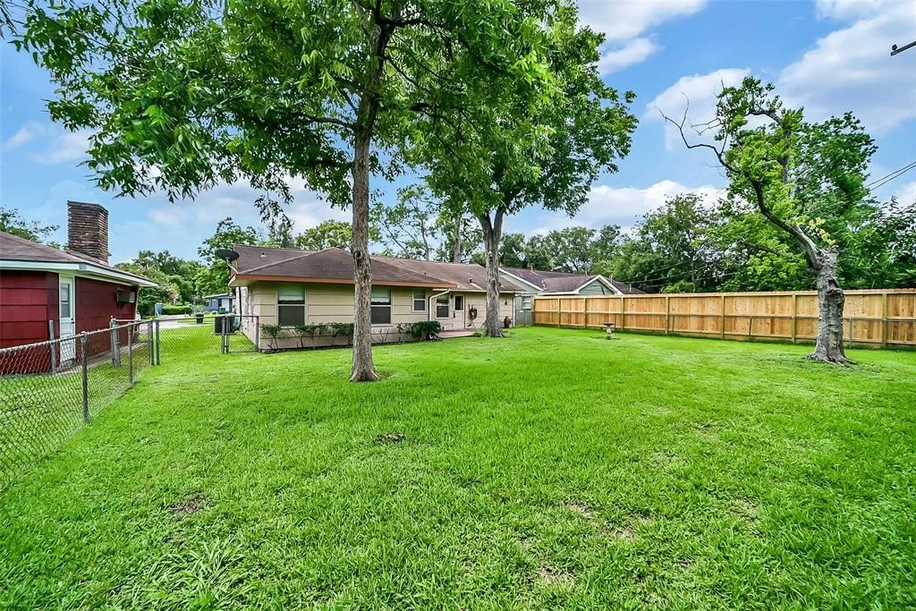 Photo of 6814 Mobud Drive