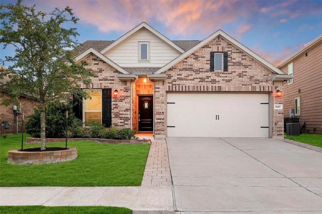 Photo of 5817 Hedwig Hill Lane