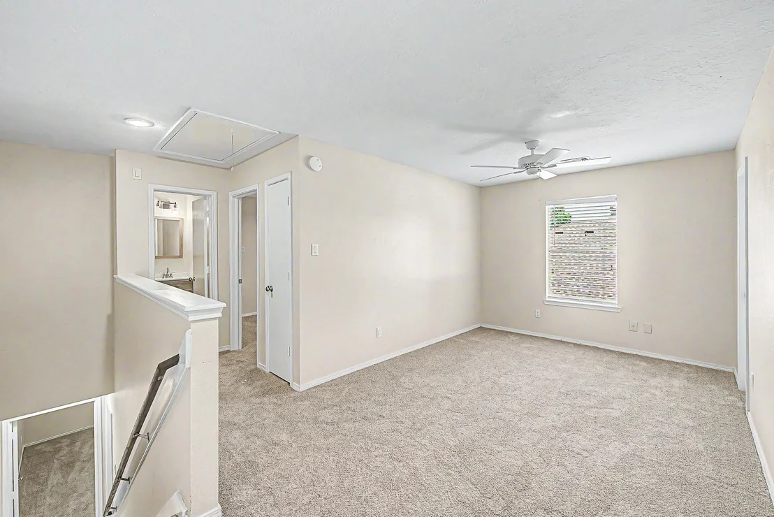Photo of 6375 Crossway Drive