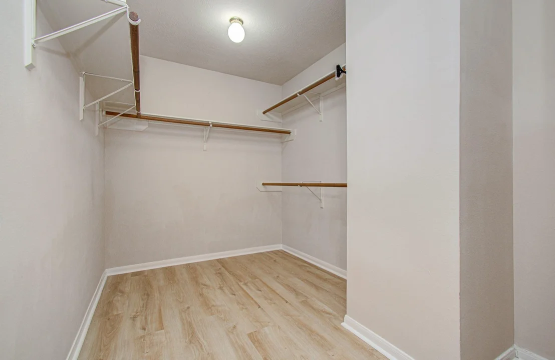 Photo of 5415 Oak Falls Drive