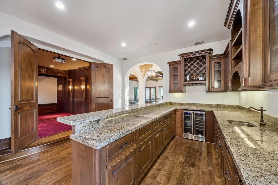 Photo of 6 N Fazio Way