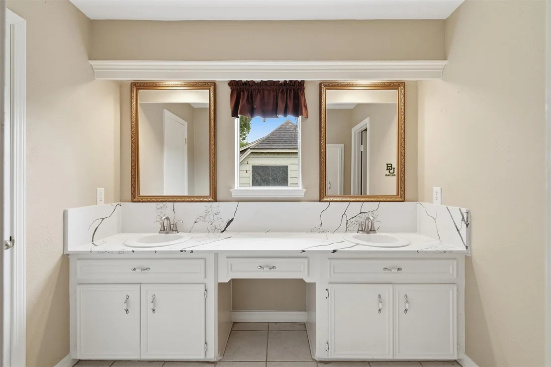 Photo of 8310 Mentmore Drive