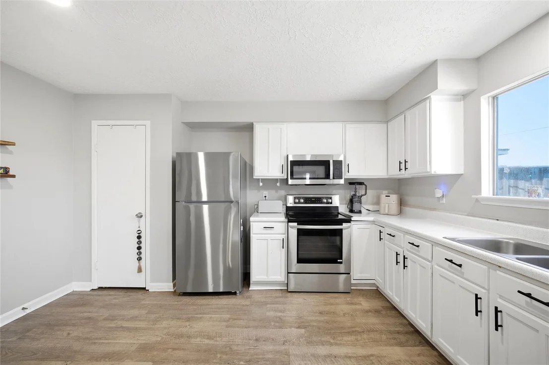 Photo of 4718 Temple Bell Drive