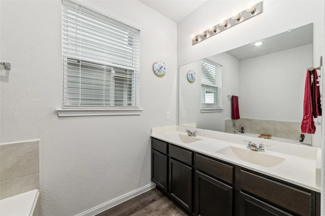 Photo of 4910 Blue Jacaranda Way
