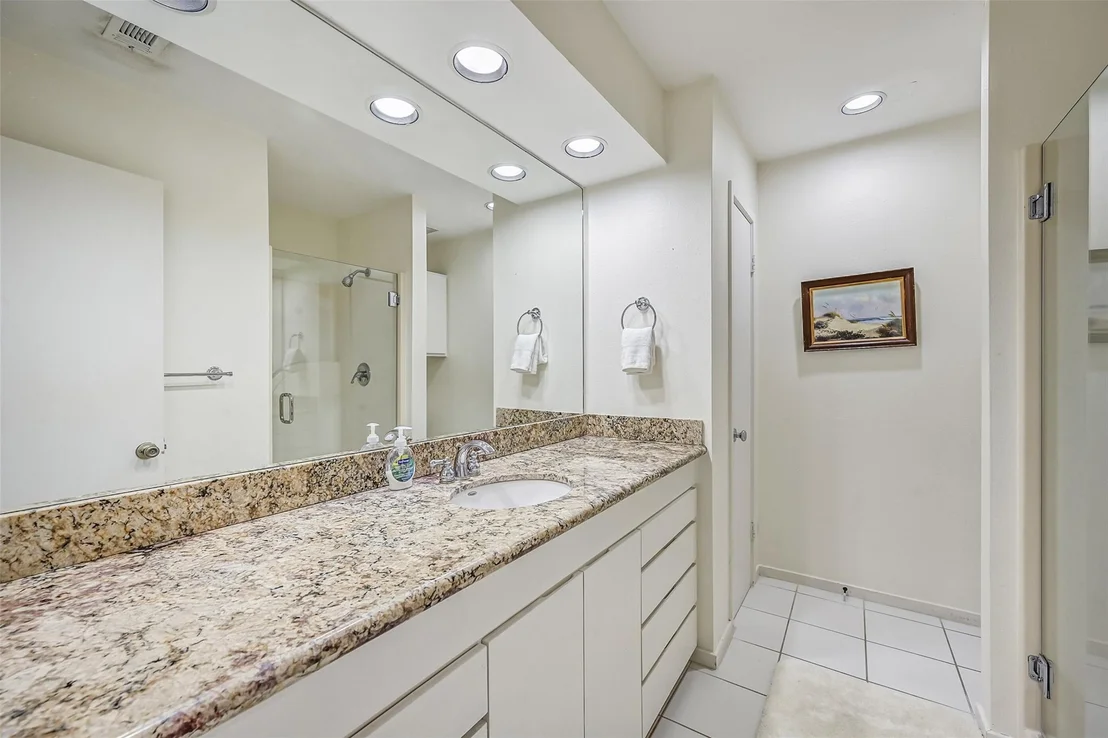 Photo of 4111 Rum Bay