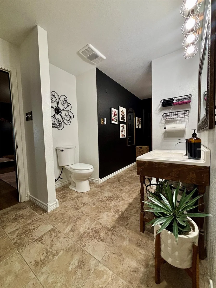 Photo of 509 Seakist Road