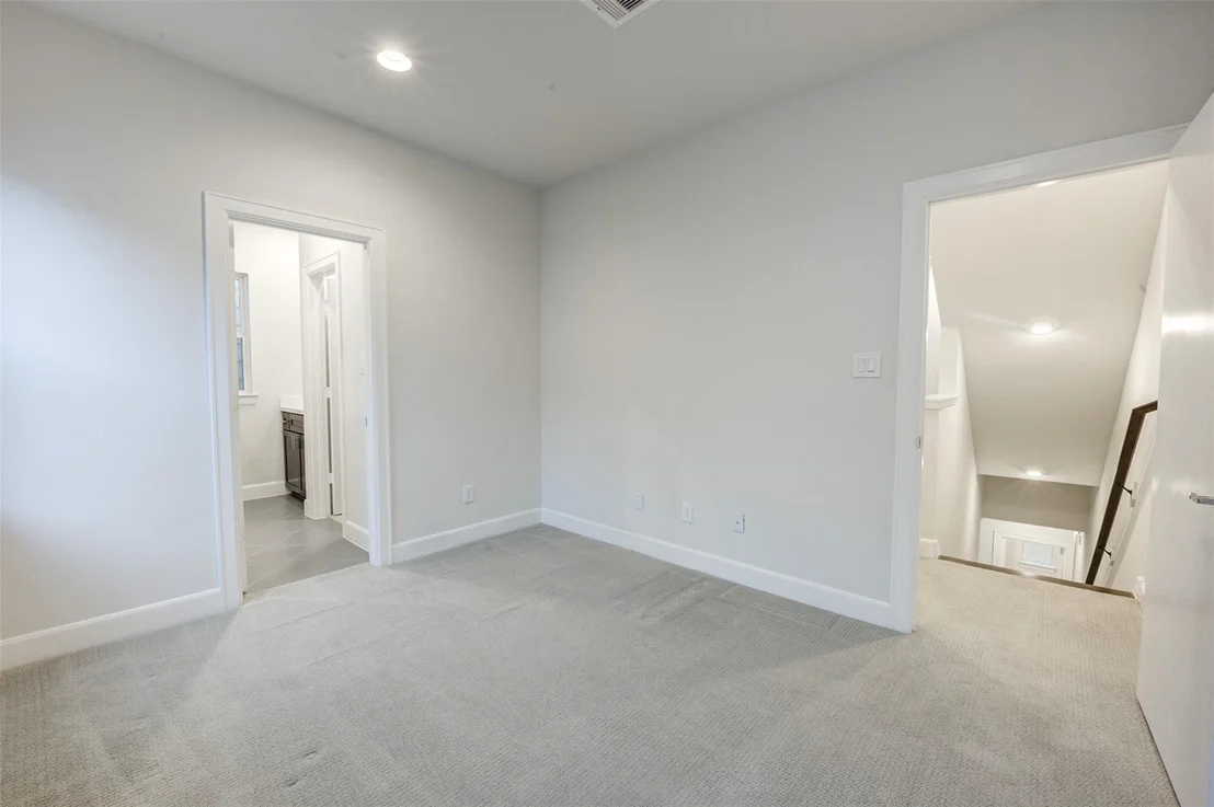 Photo of 339 Eado Park Circle