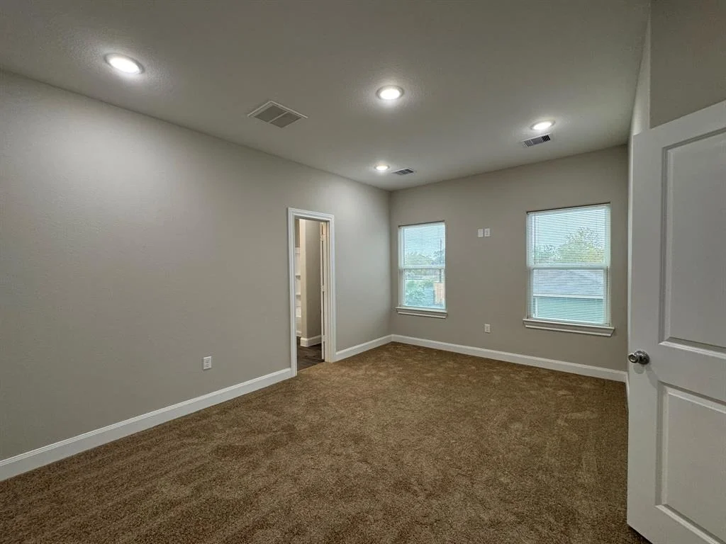 Photo of 7919 Fields Street