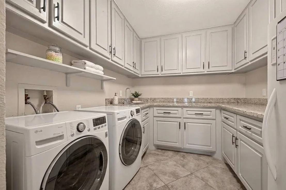 Photo of 1650 White Oak Creek Drive