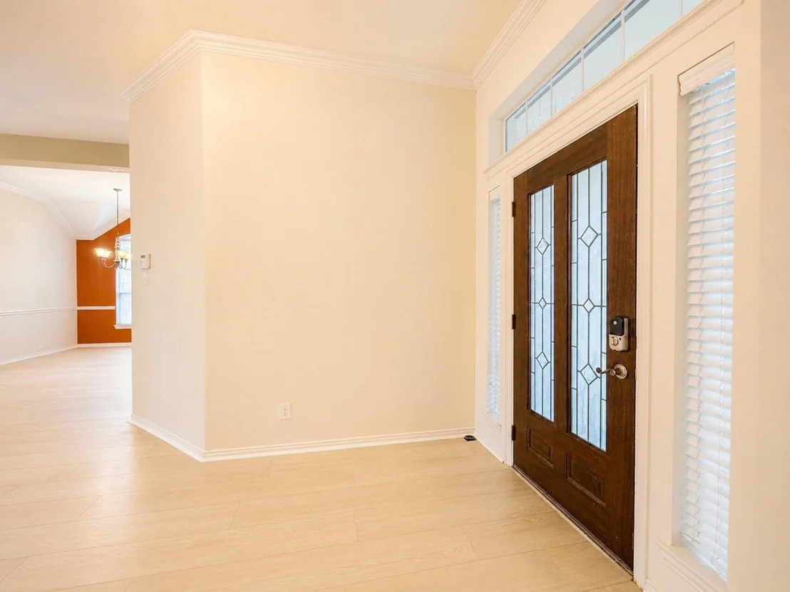 Photo of 3043 Summercrest Drive
