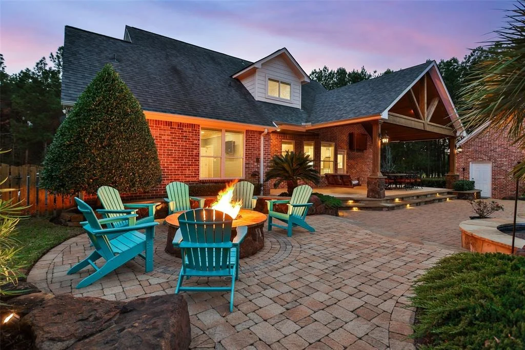 Photo of 14511 Hillside Lane