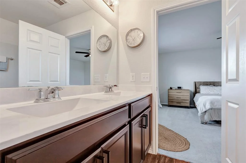 Photo of 25710 Royal Catchfly Road