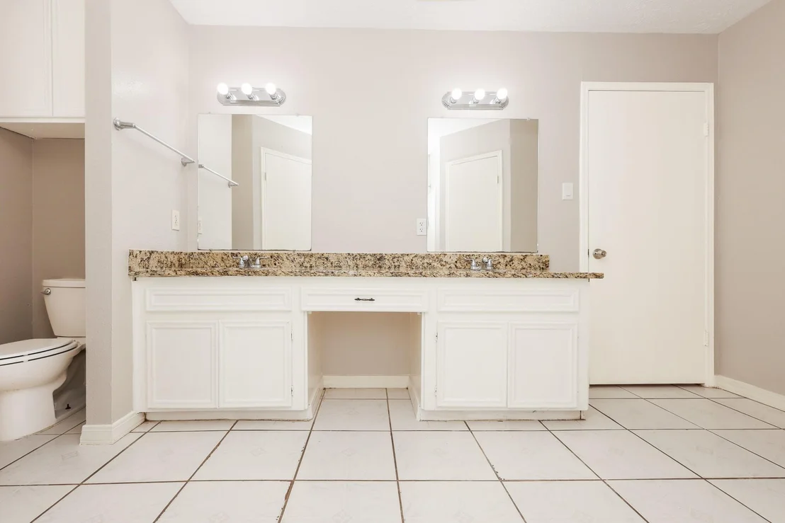 Photo of 11302 Paramount Lane