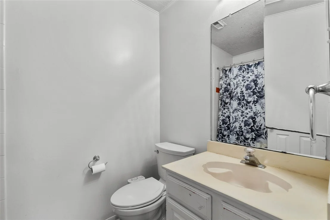Photo of 1102 Juniper Canyon Lane