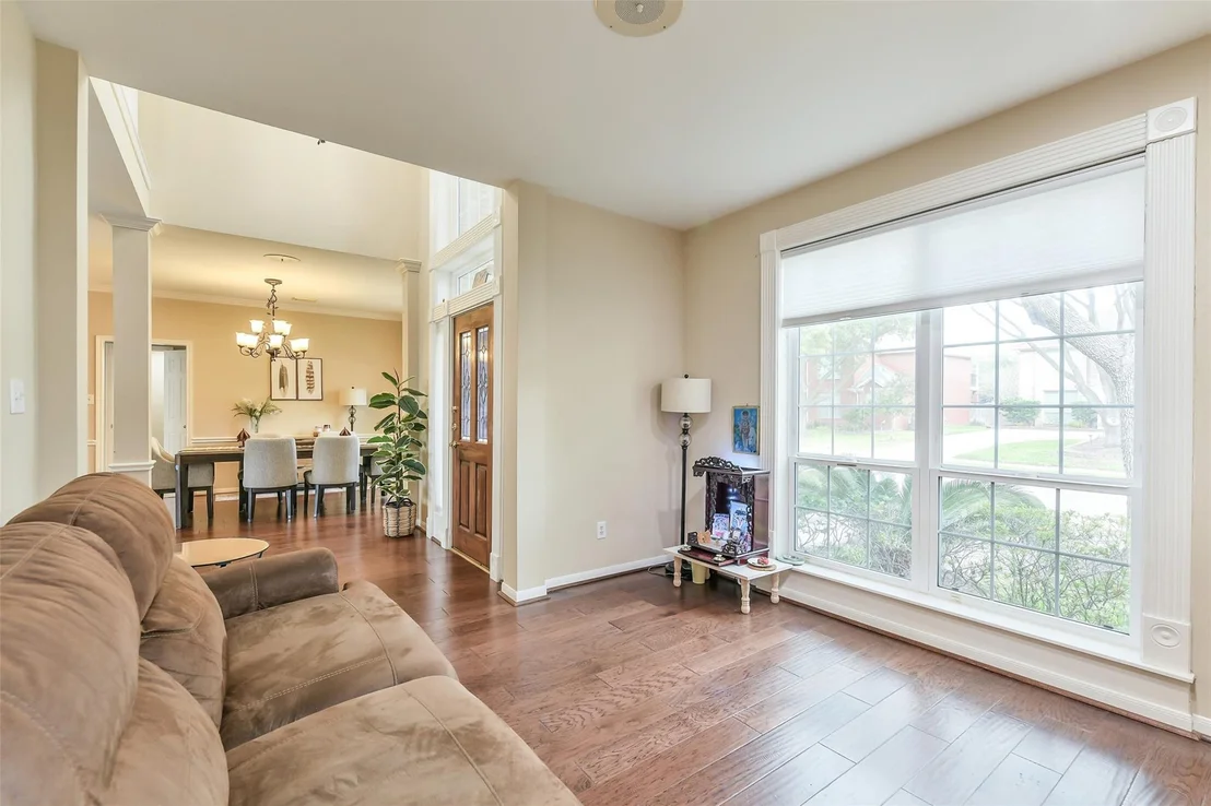 Photo of 3234 Shadowleaf Drive
