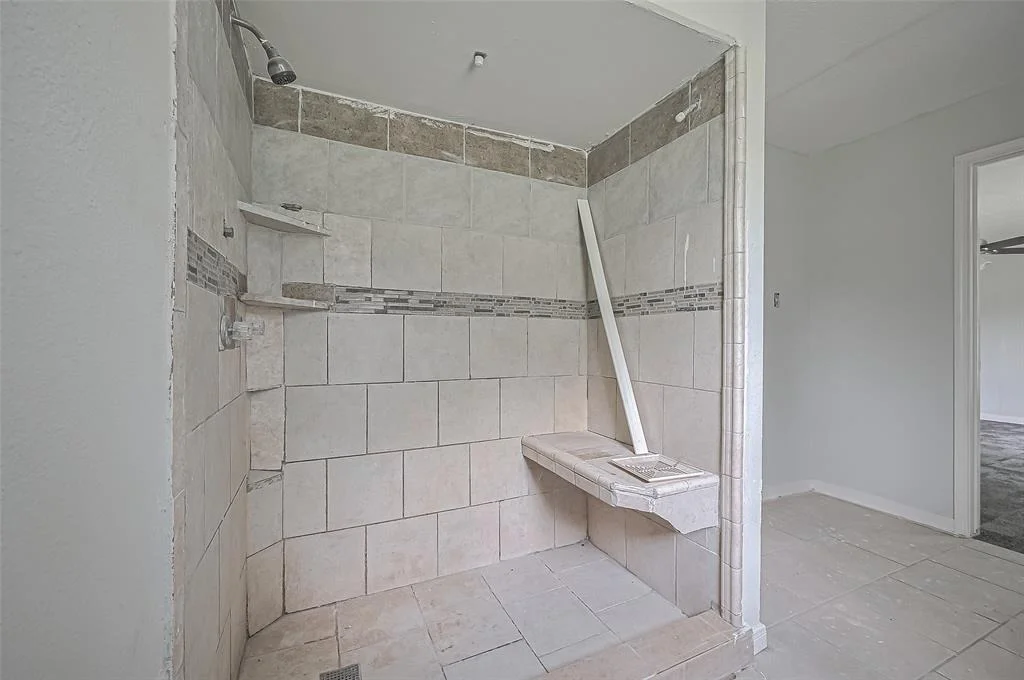 Photo of 4048 N Oak Forest Drive