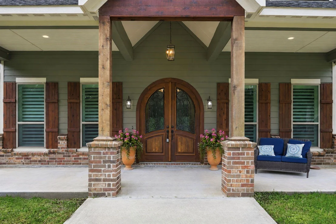 Photo of 27785 Log Cabin Road