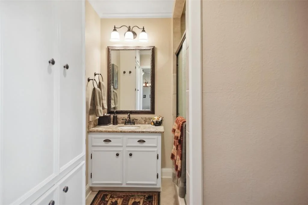 Photo of 21511 Kickapoo Road