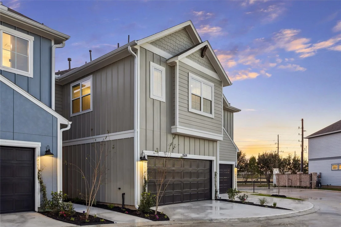 Photo of 24412 Colonial Willow Drive
