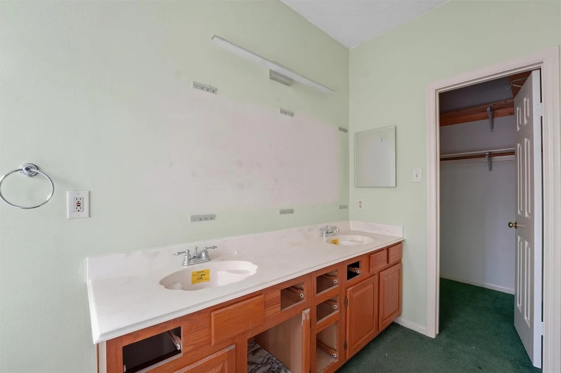 Photo of 50 E Trillium Circle