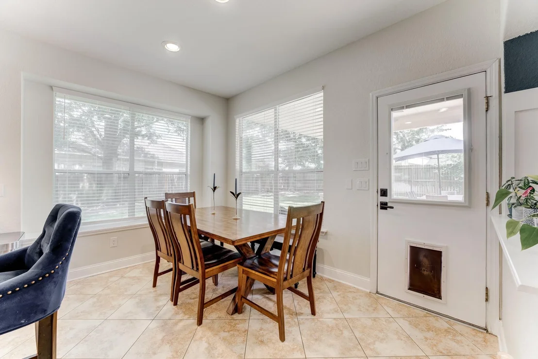 Photo of 10407 Middlerose Lane
