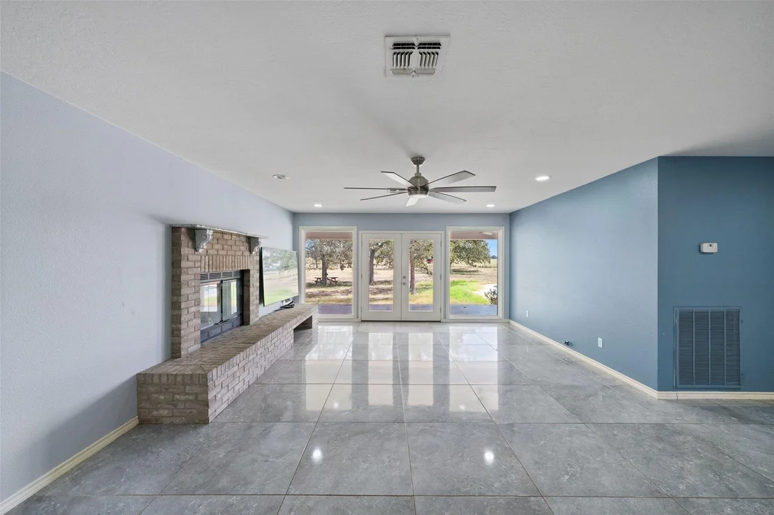 Photo of 2373 County Road 248
