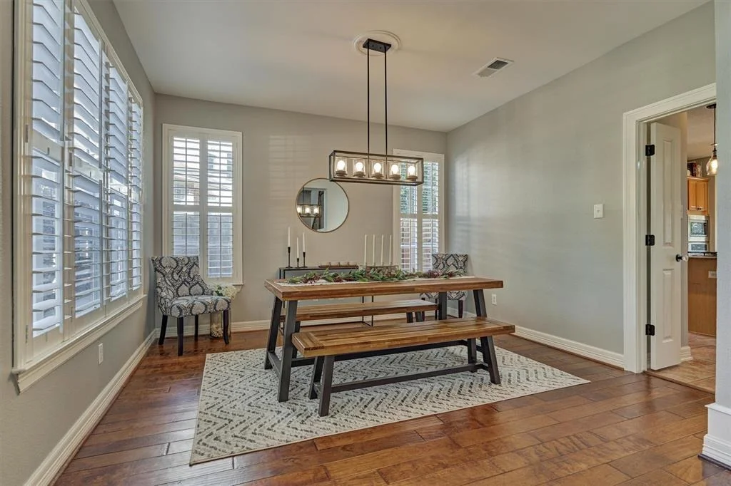 Photo of 86 S Clovergate Circle