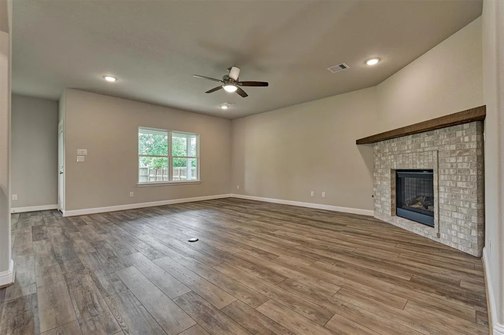 Photo of 10477 Valley Drive N