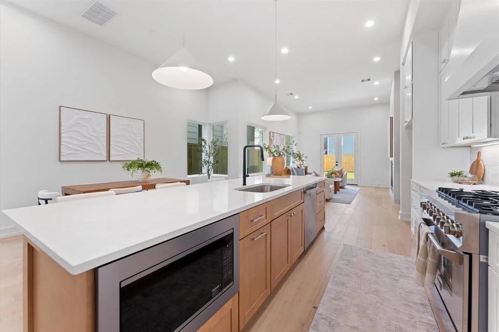 Photo of 324 Aurora Street