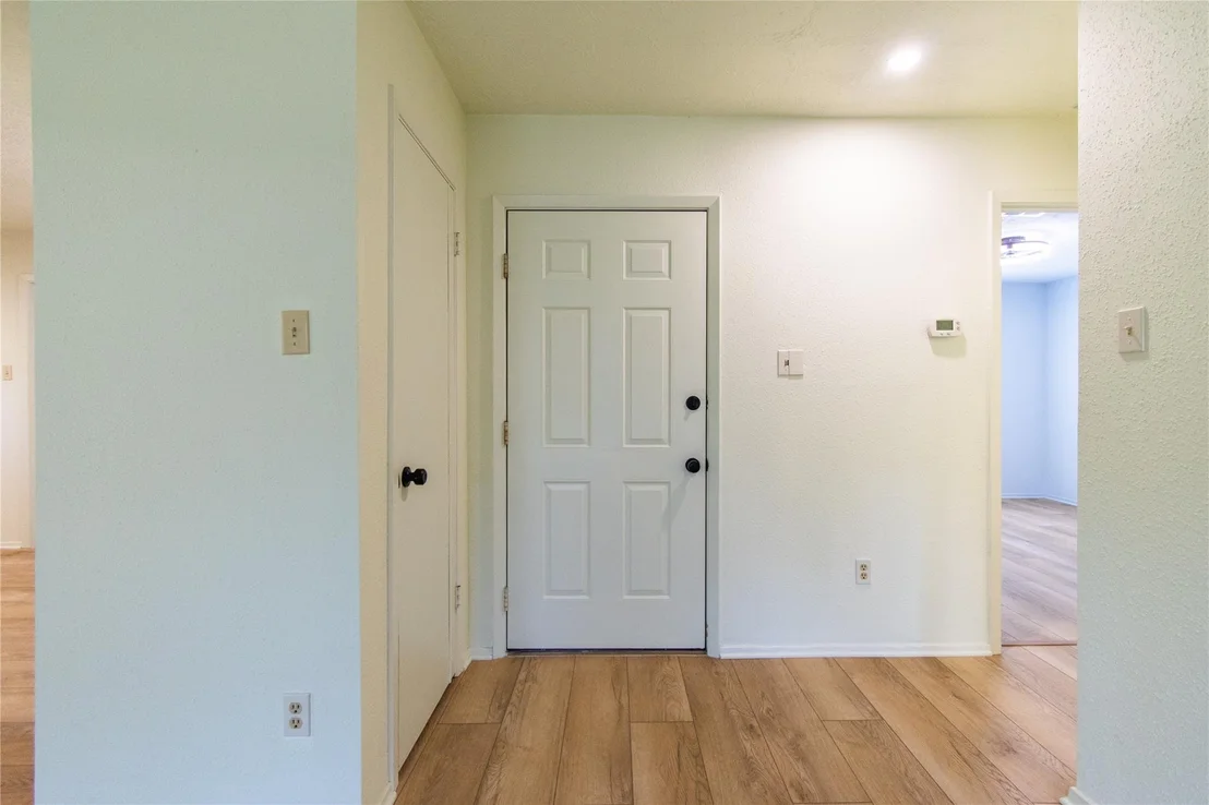 Photo of 462 Capehill Drive