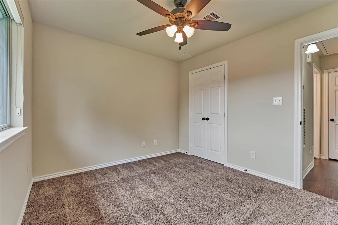 Photo of 15031 Port Circle