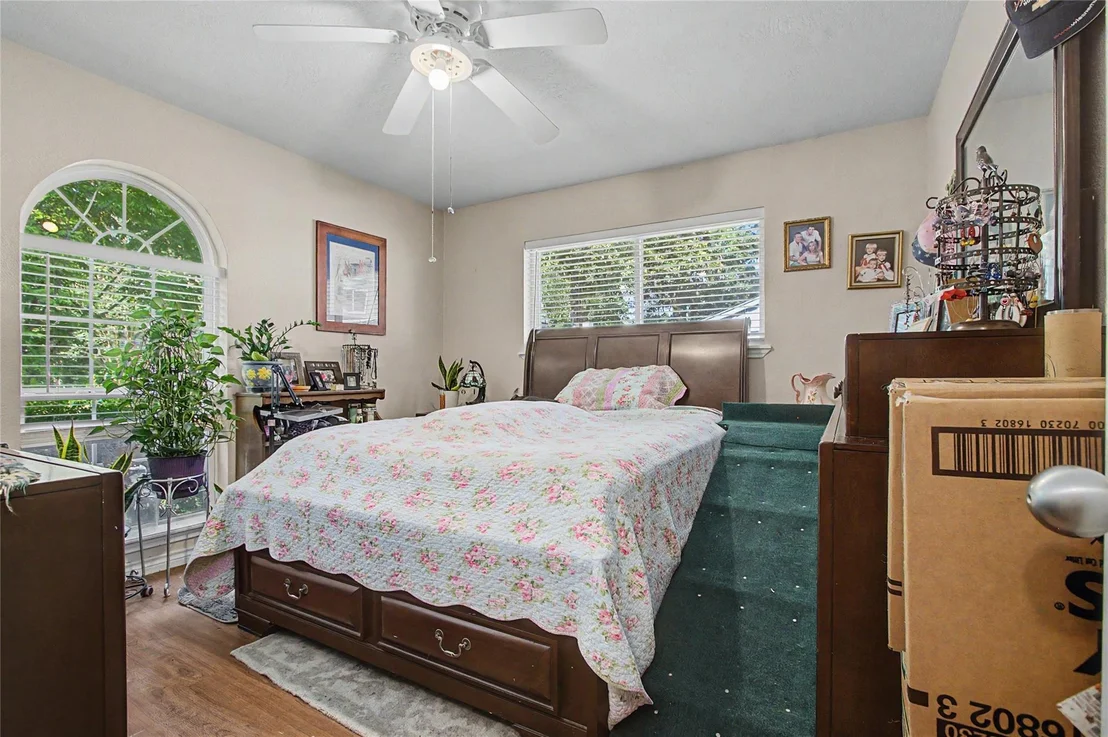 Photo of 2549 River Ridge