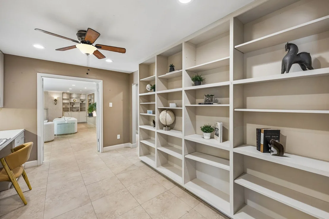 Photo of 9703 Oasis Drive