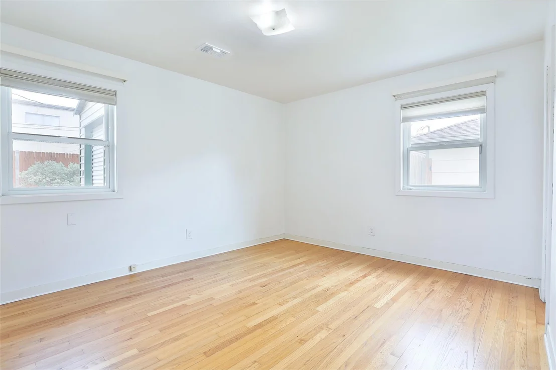 Photo of 2427 Willowby Drive