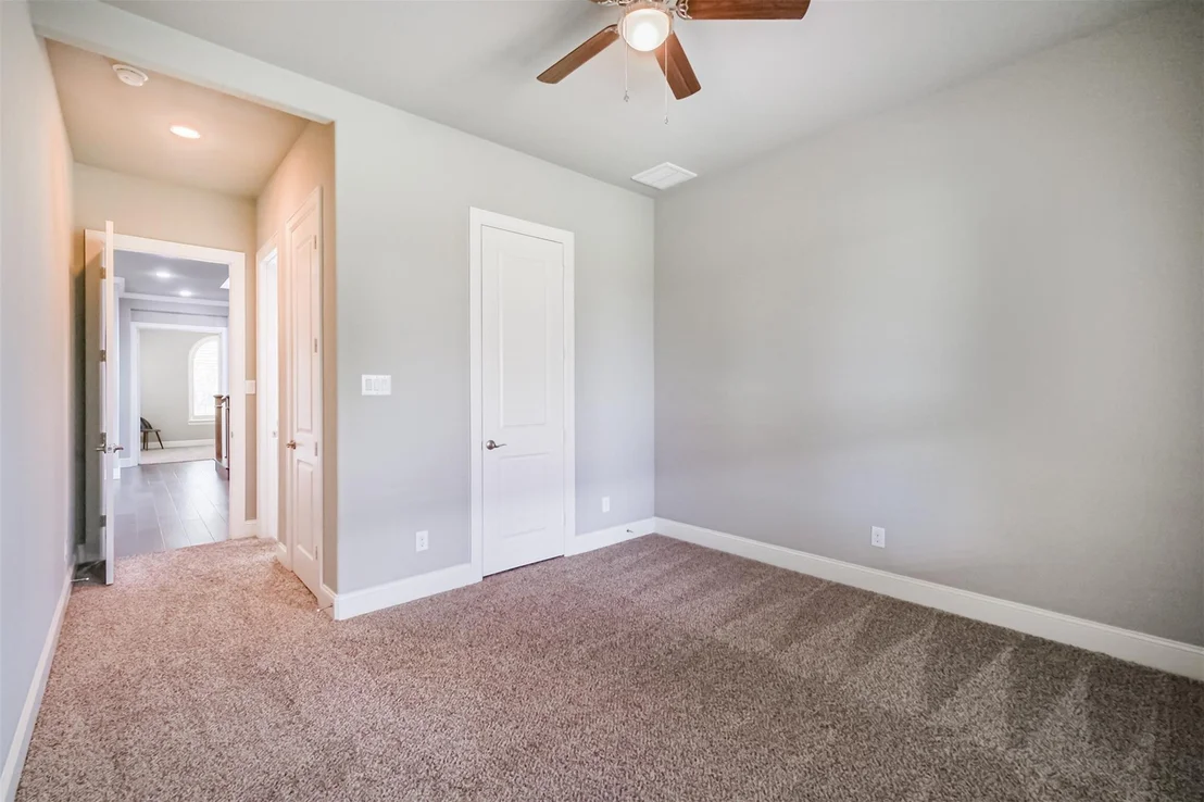 Photo of 3722 Edison Lane