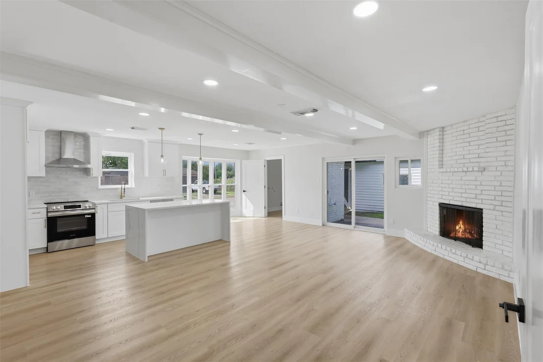 Photo of 8114 Pella Drive