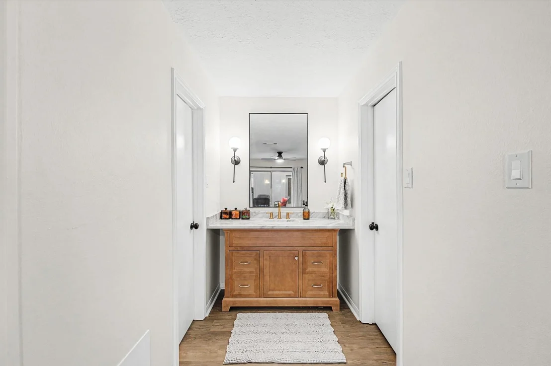 Photo of 11707 Hillbrook Drive