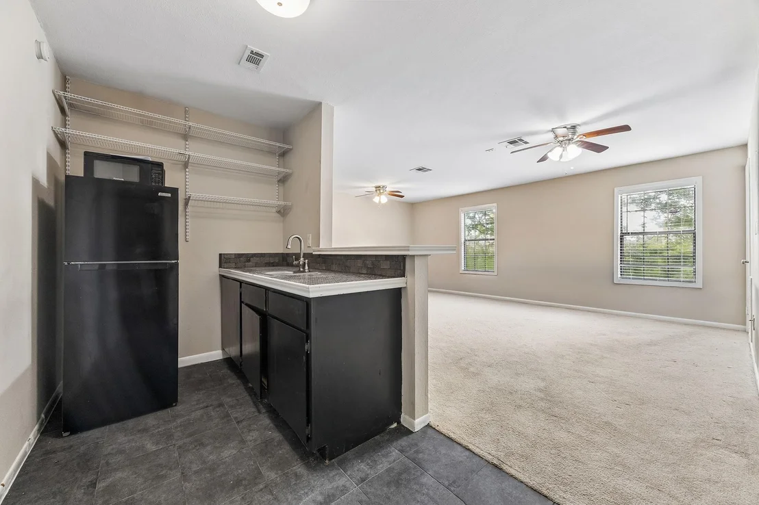 Photo of 2408 Intrepid Way