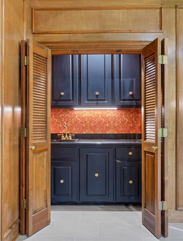 Photo of 1503 Woodlands Drive